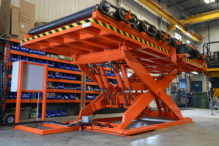 6 meters electric scissor lift platform used for aerial work